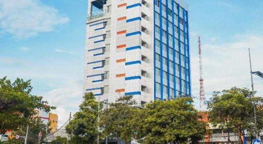 G Suites Hotel By Amithya Surabaya Exteriör bild