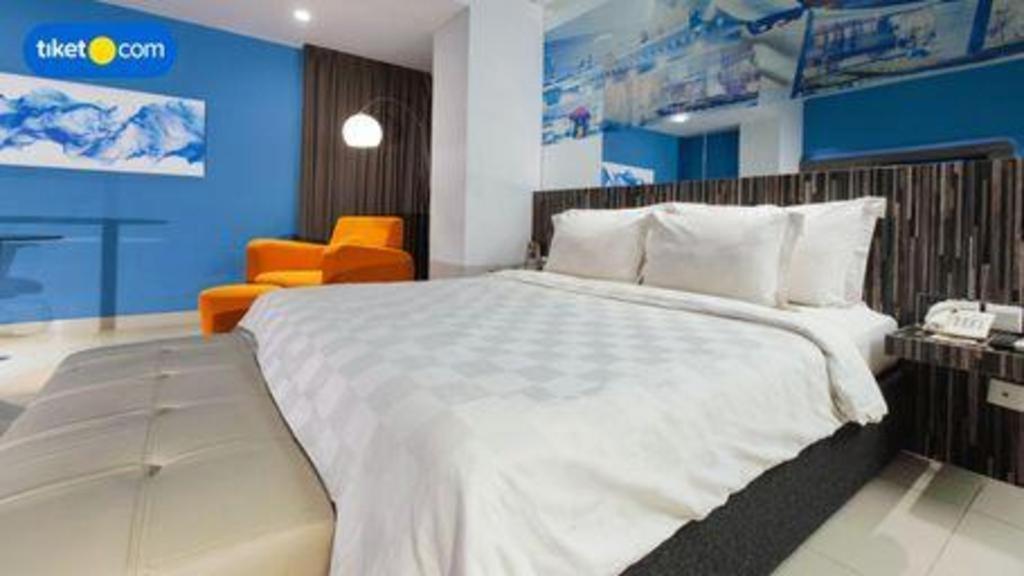 G Suites Hotel By Amithya Surabaya Exteriör bild