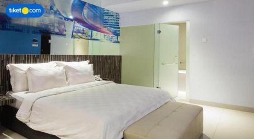 G Suites Hotel By Amithya Surabaya Exteriör bild