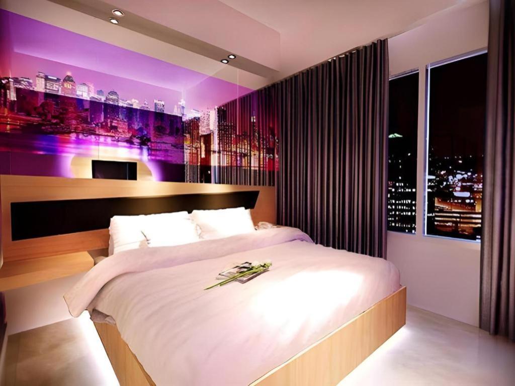 G Suites Hotel By Amithya Surabaya Exteriör bild